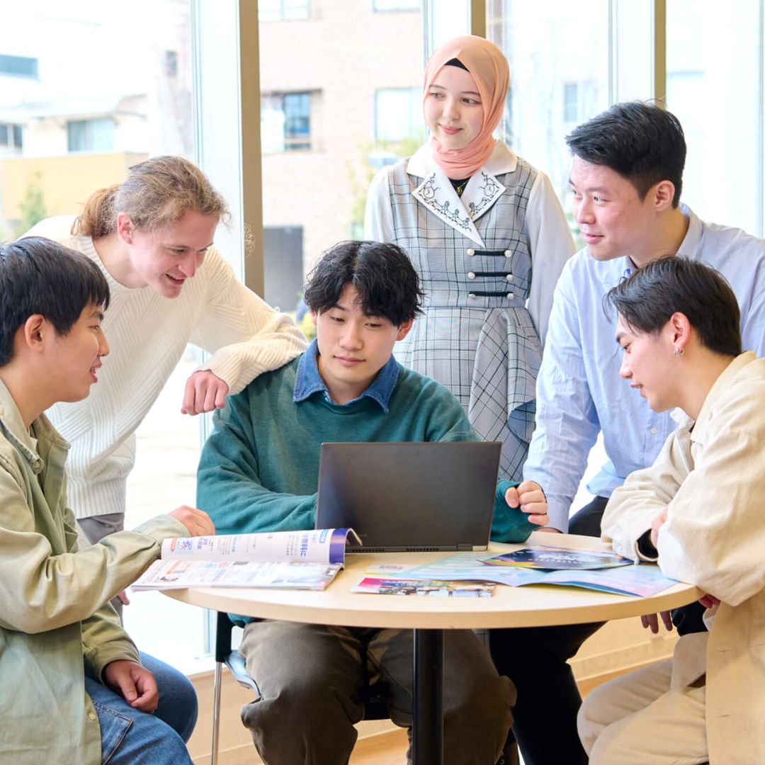 iU (Professional University of Information and Management for Innovation)
